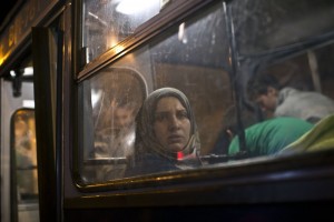 Profughi-a-piedi-Vienna-e-Berlino-aprono-Ungheria-offre-bus-1-300x200