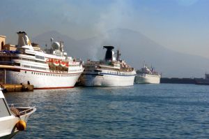 PORTO NAVI PASSEGGERI TRAGHETTO